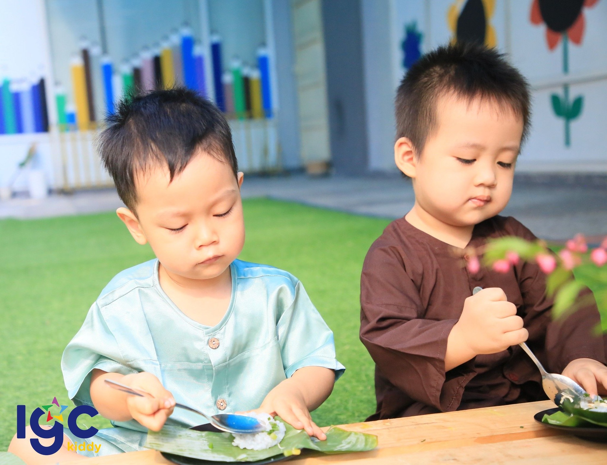 BỮA SÁNG VUI VẺ CỦA BÉ