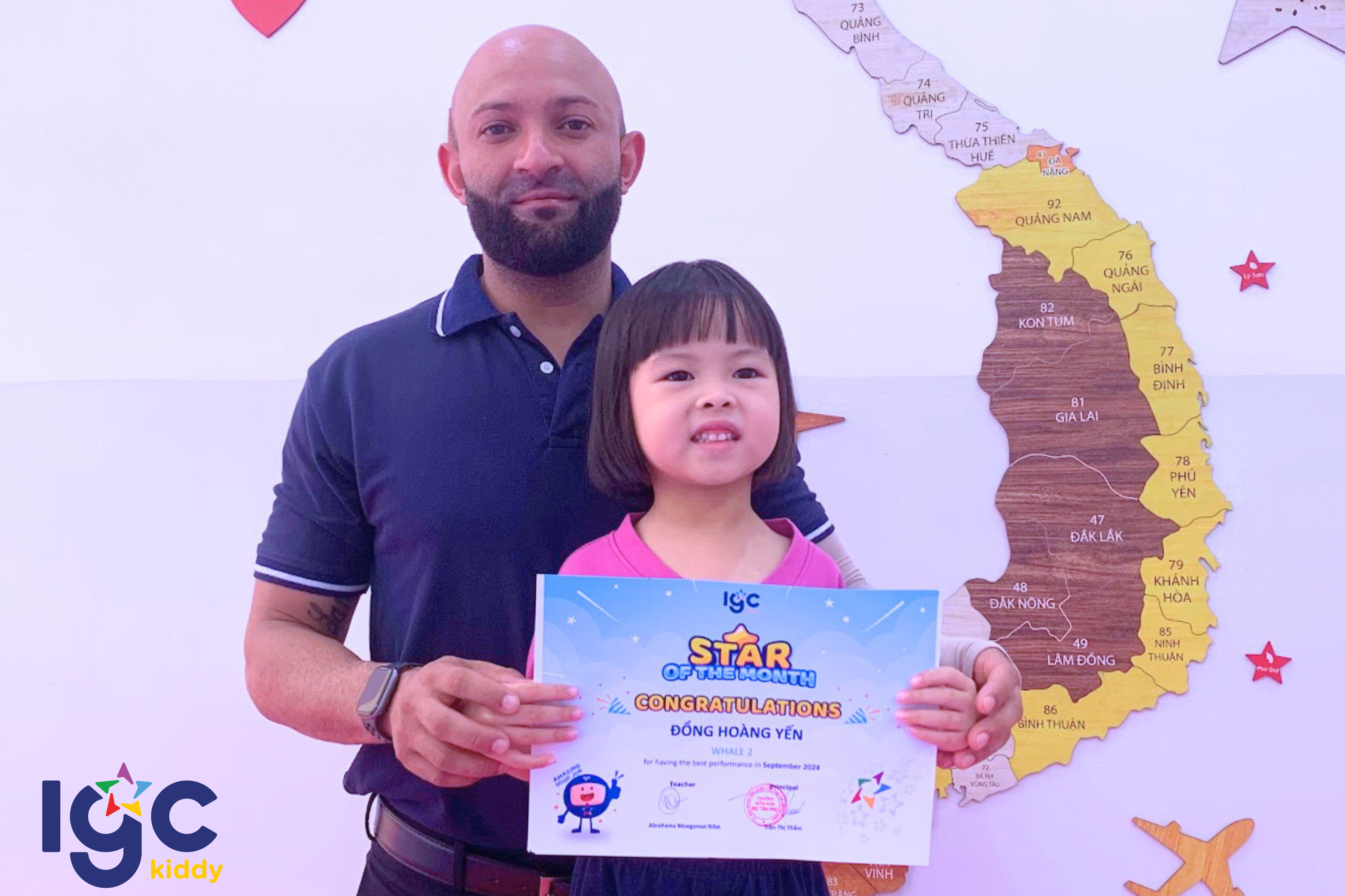 STAR OF THE MONTH - NGÔI SAO CỦA THÁNG 9