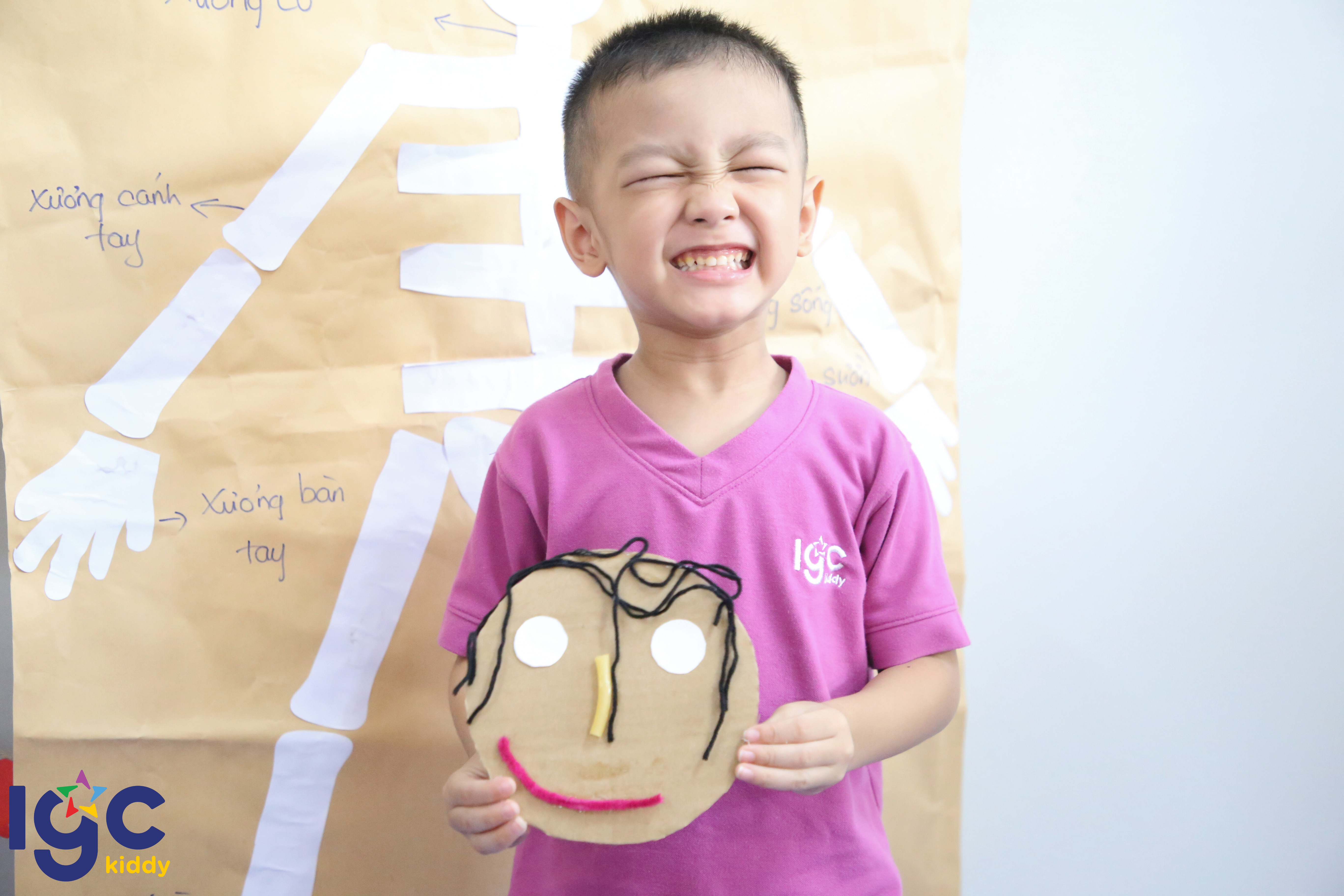 LƯU GIỮ KHOẢNH KHẮC NỤ CƯỜI CỦA BÉ