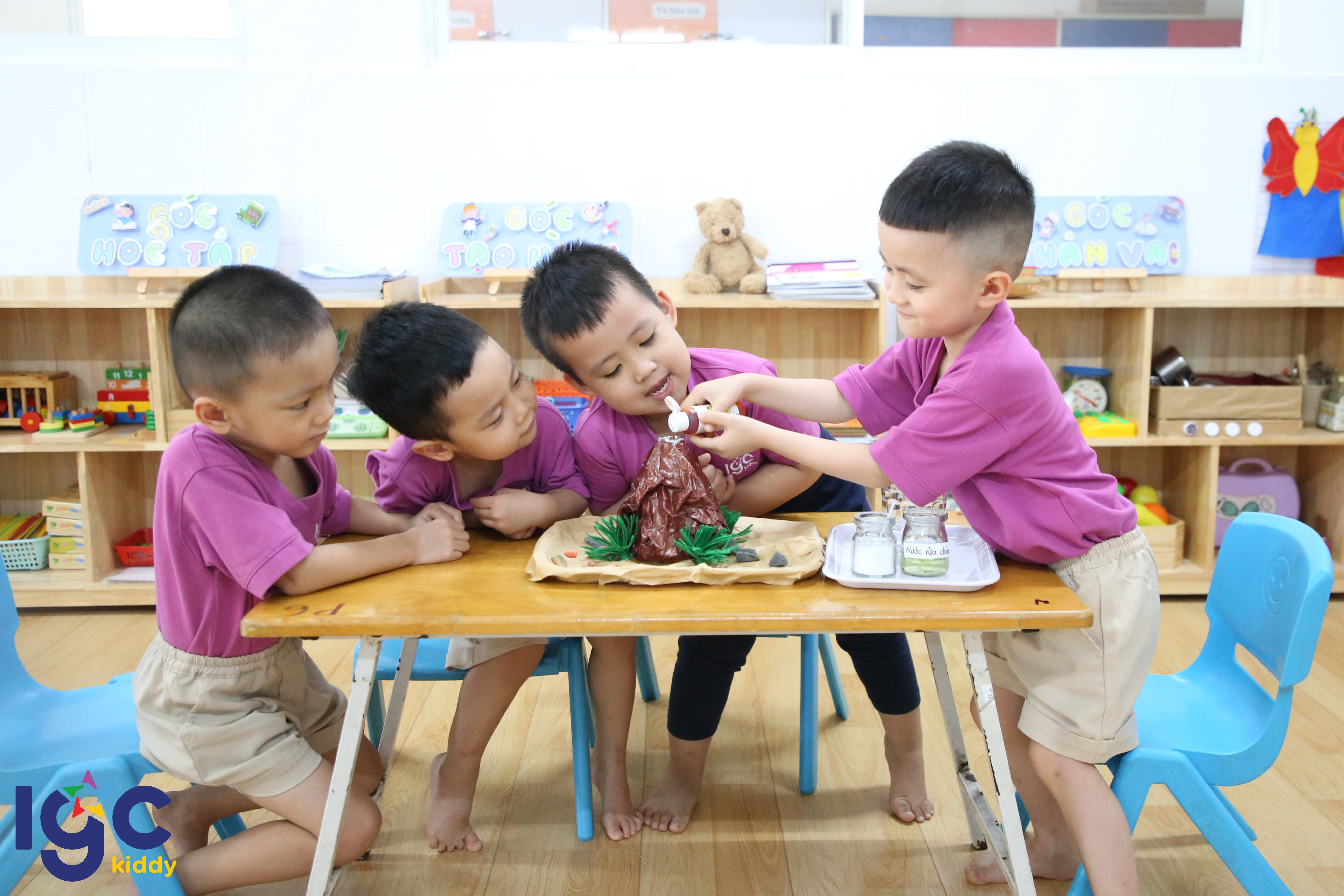KHÁM PHÁ KHOA HỌC TRÁI ĐẤT - NÚI LỬA PHUN TRÀO CÙNG CÁC NHÀ ĐỊA CHẤT NHÍ IGC KIDDY