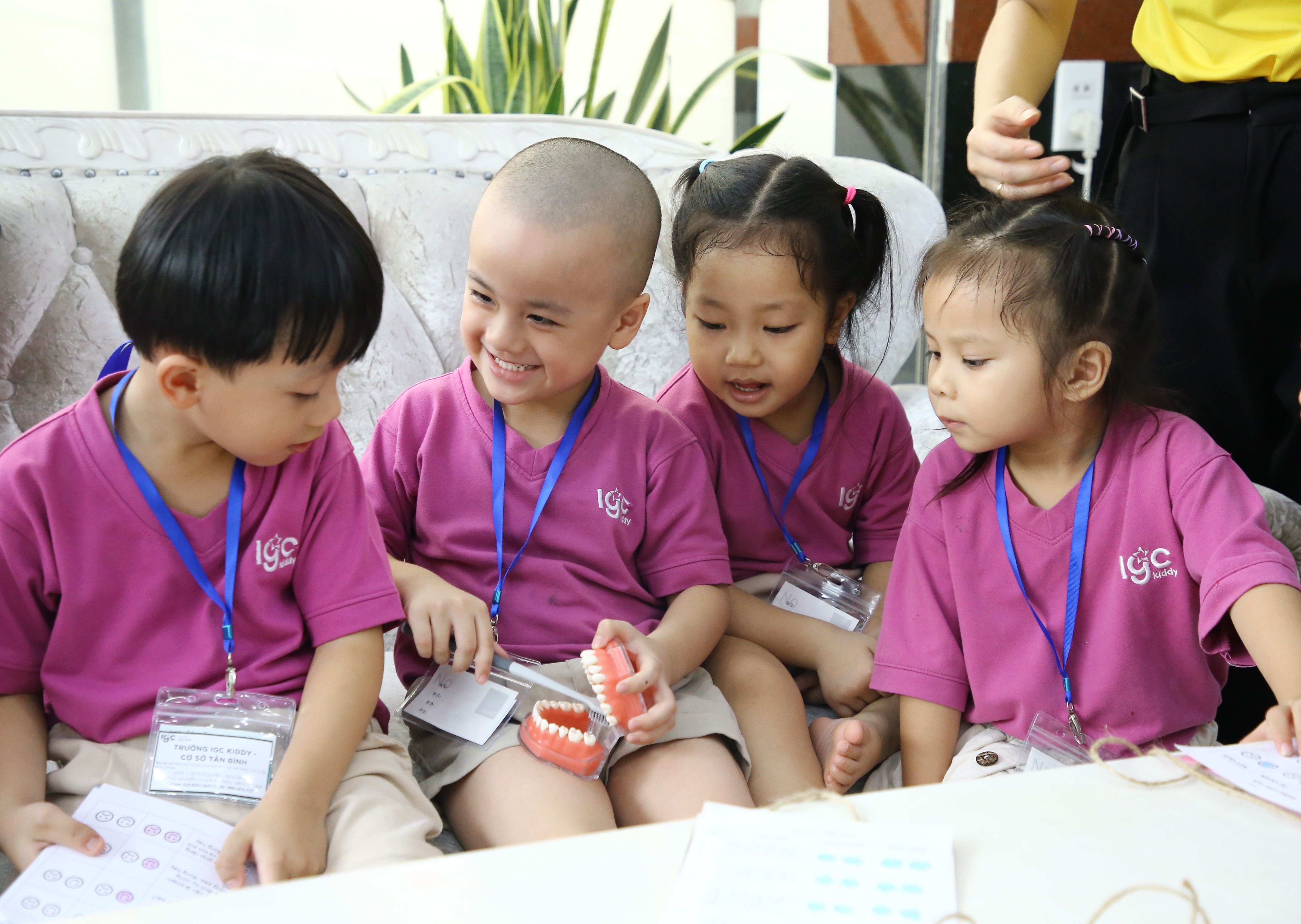 Hành trình trải nghiệm thú vị của các bé tại Nha khoa Ngân Phượng