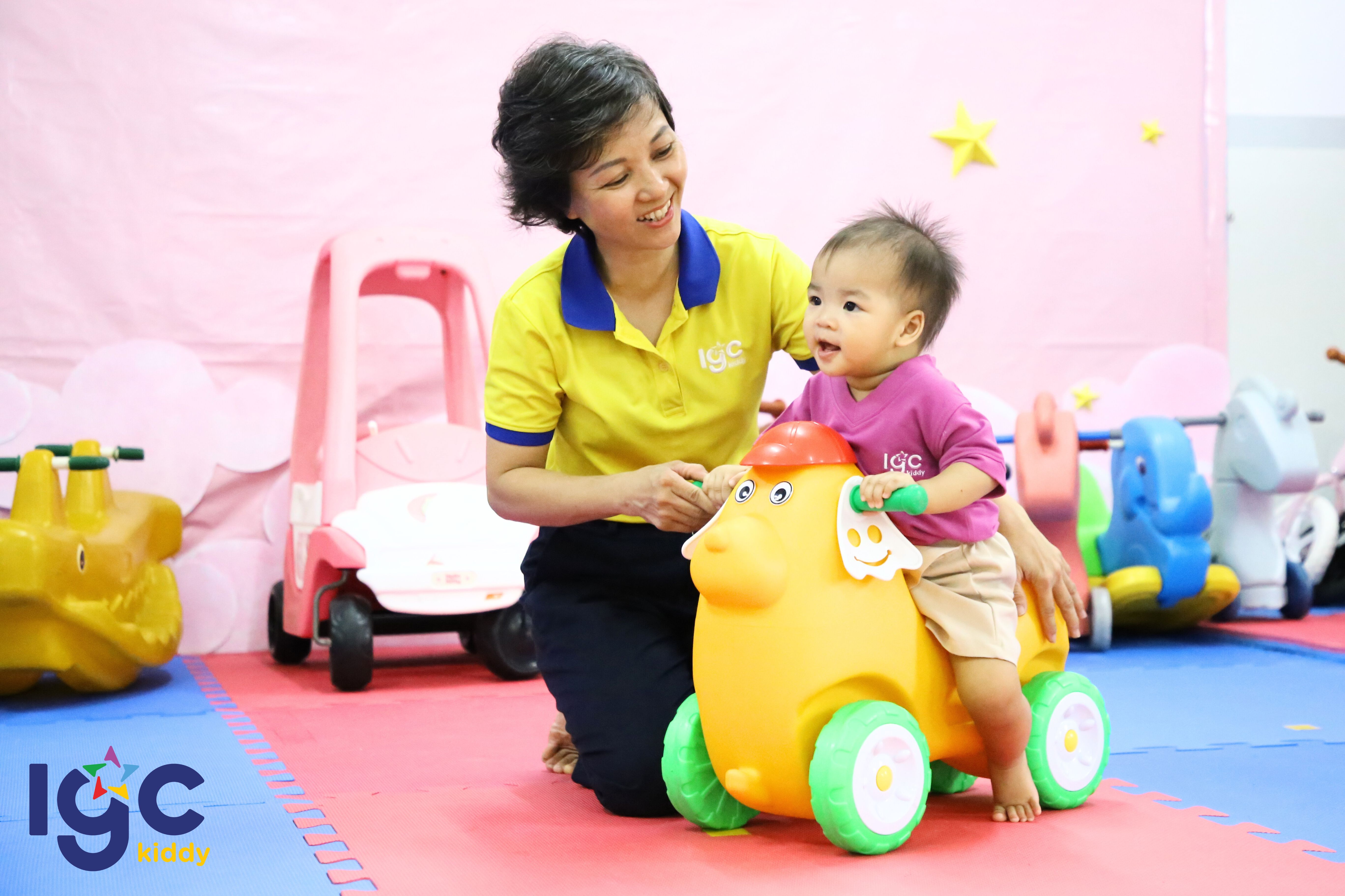 [IGC KIDDY TÂN BÌNH] CÔ NÂNG NIU - BÉ HẠNH PHÚC - MẸ AN TÂM