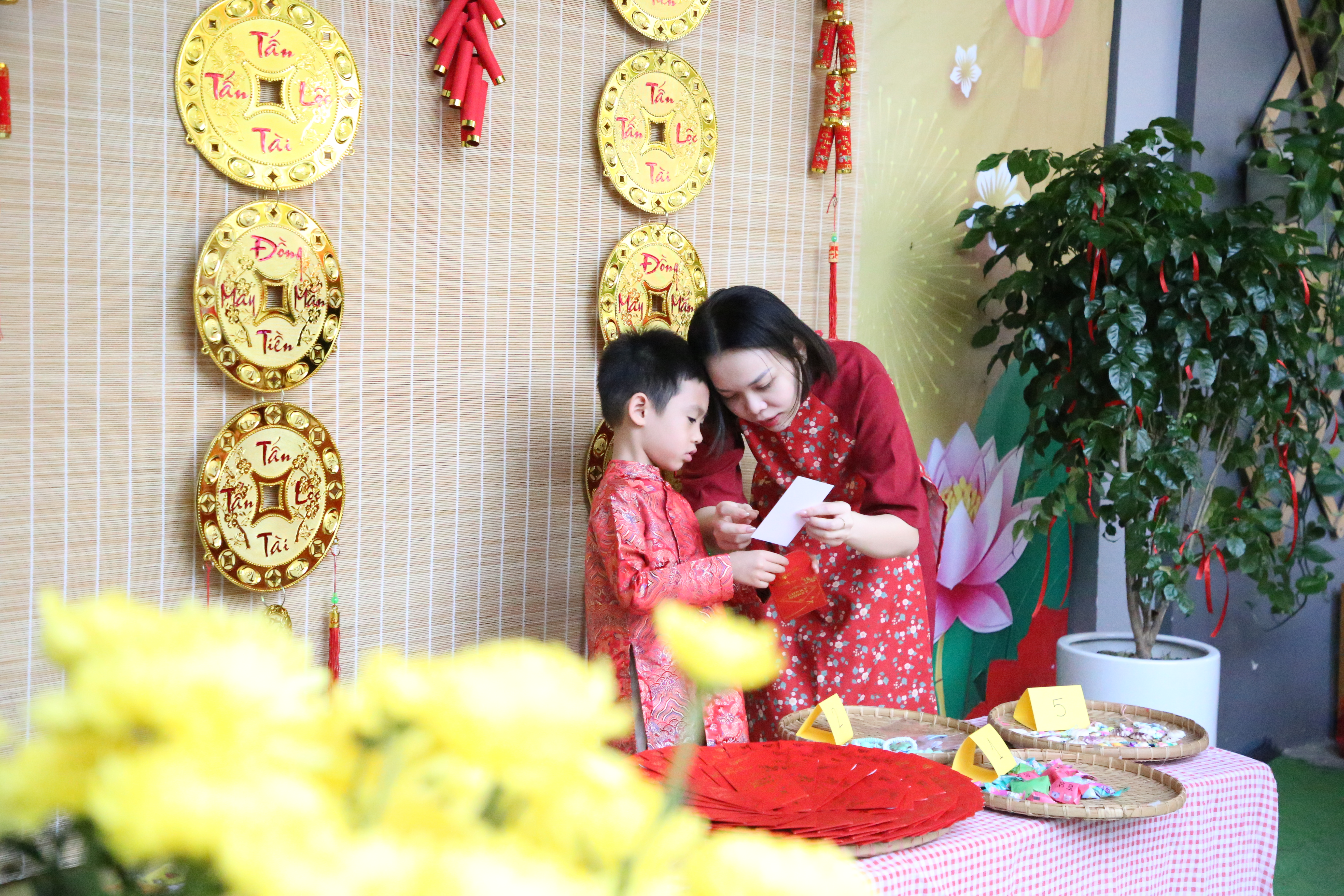 Một ngày của bé ở trường