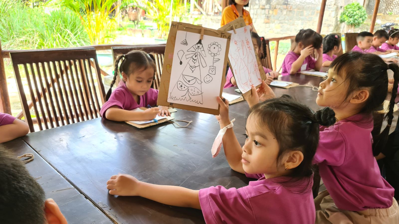 Những cô chú thợ may áo dài