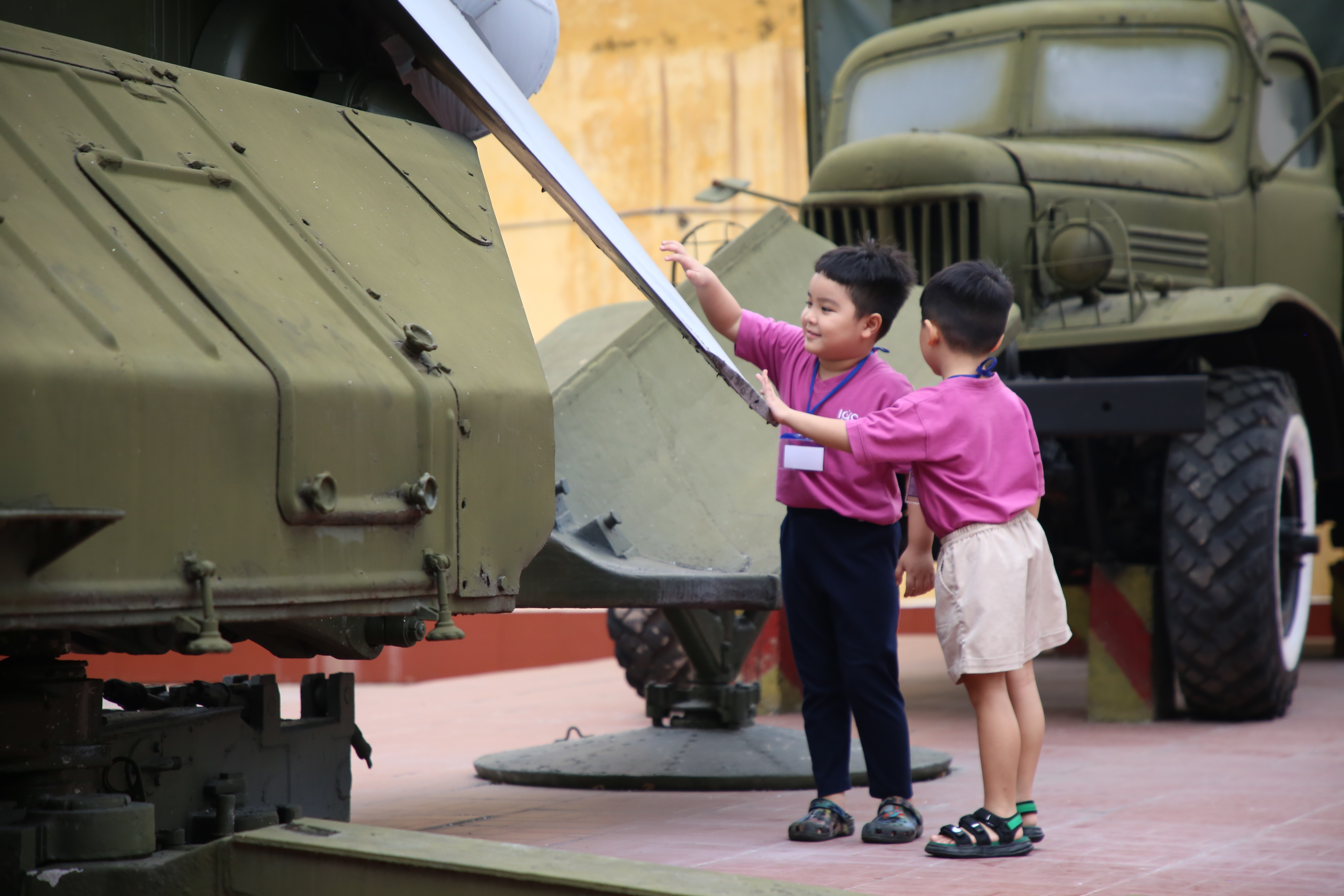 TRẢI NGHIỆM MỘT NGÀY LÀM LÍNH KHÔNG QUÂN