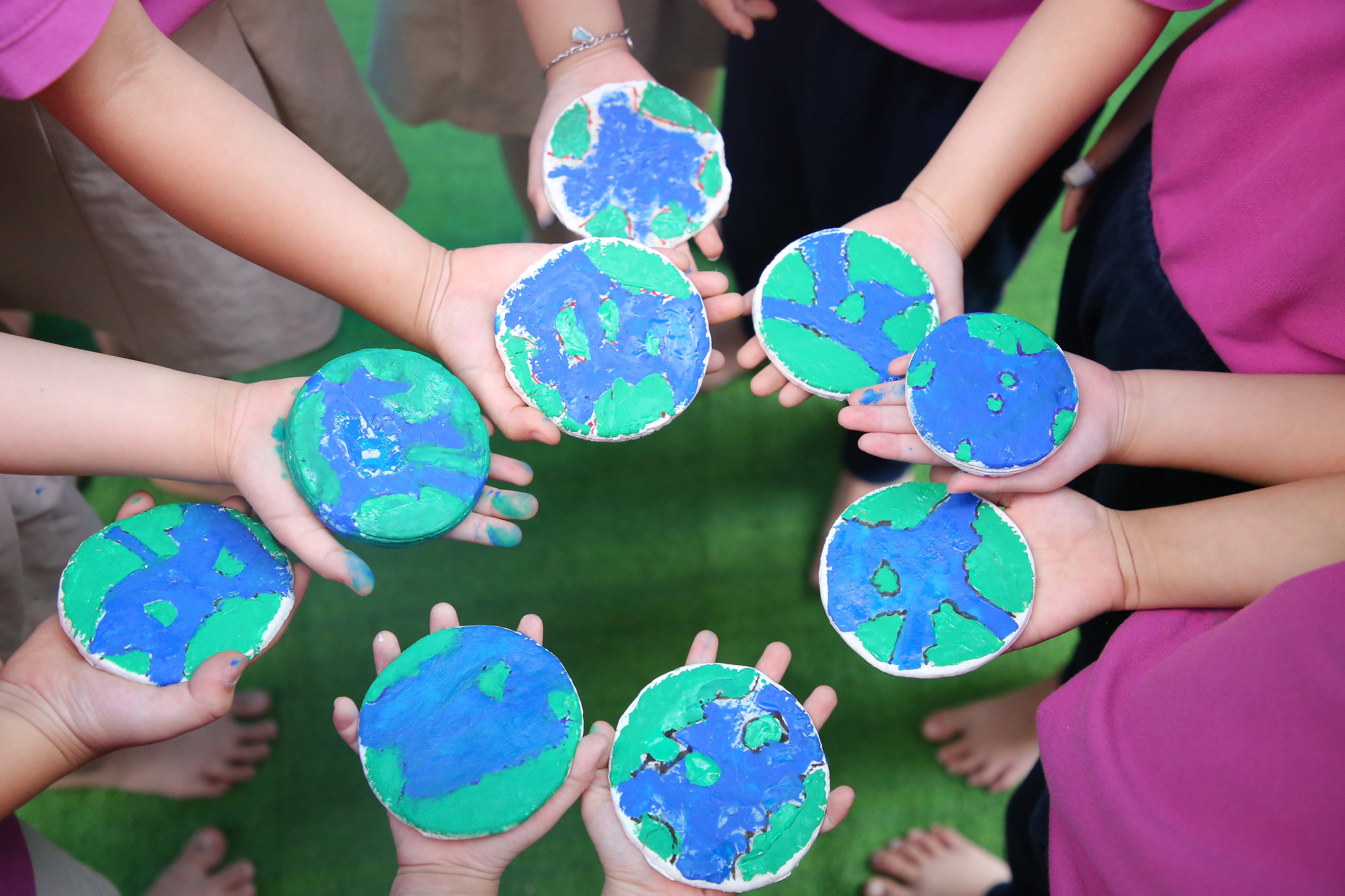 TẠO HÌNH TRÁI ĐẤT TỪ BỘT MÌ